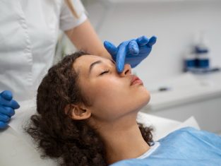 nose surgeon